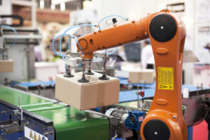 工場で使われているロボットアーム