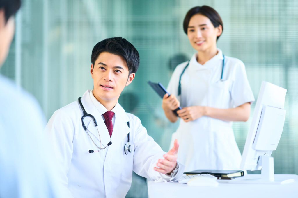 重粒子線治療とは?特徴やほかの放射線治療との違い